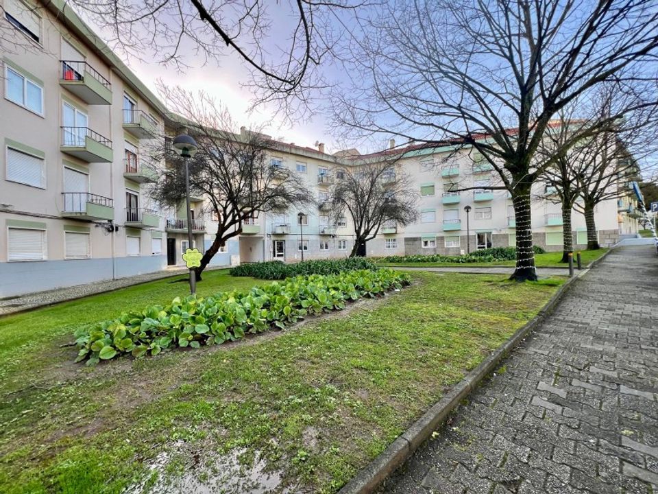 Lejlighed i Carnaxide, Lisbon - foto 1