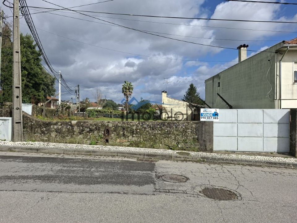 Helårsgrund i Vila de Cucujaes, Aveiro - foto 1