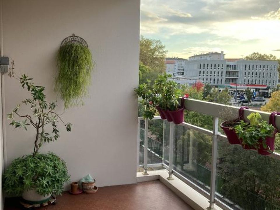 Lejlighed i Villeurbanne, Rhone - foto 4