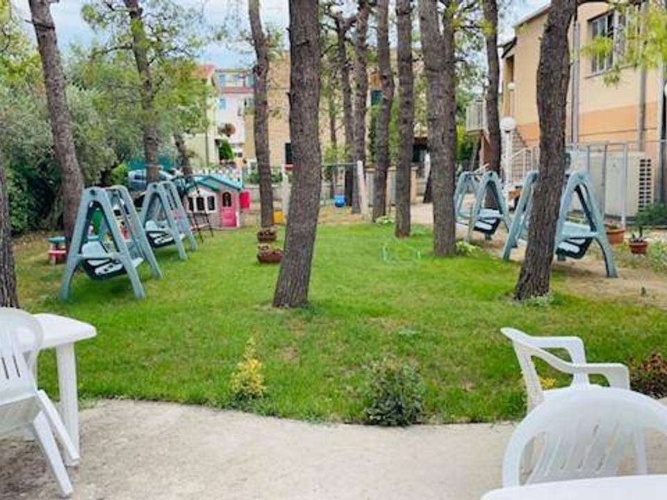 Erhvervsejendom i Porto San Giorgio, Fermo - foto 2