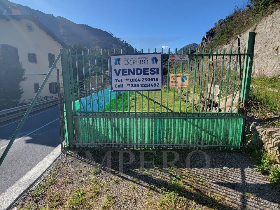Erhvervsejendom i Airole, Imperia - foto 1