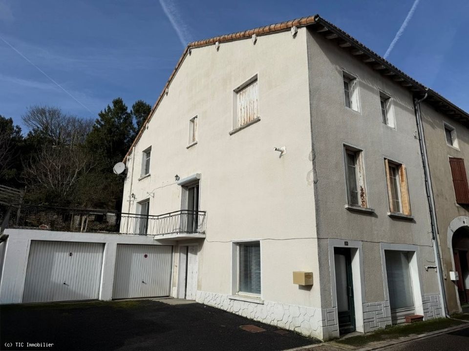 Villa i Nanteuil-en-Vallee, Charente - foto 1