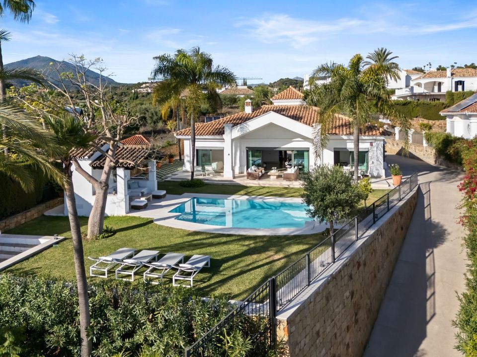 Villa i Nueva Andalucia, Malaga - foto 1