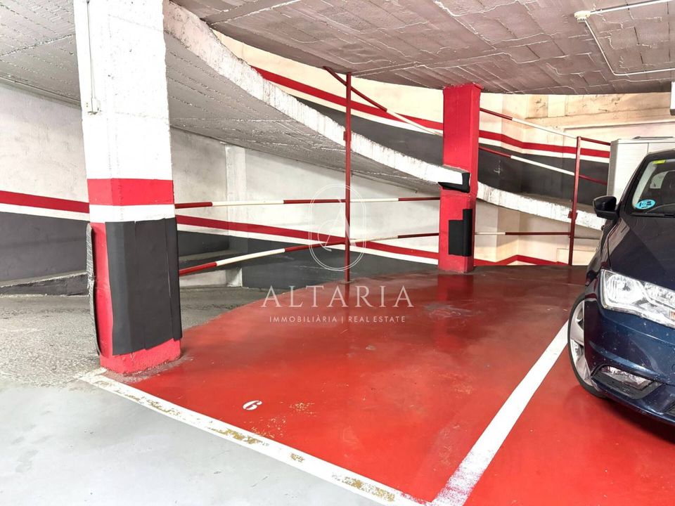 Parkeringsplads i Barcelona, Barcelona - foto 3