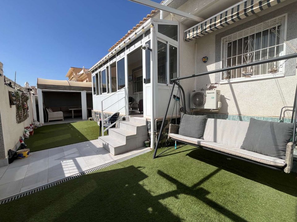 Villa en Orihuela, Alicante - foto 3