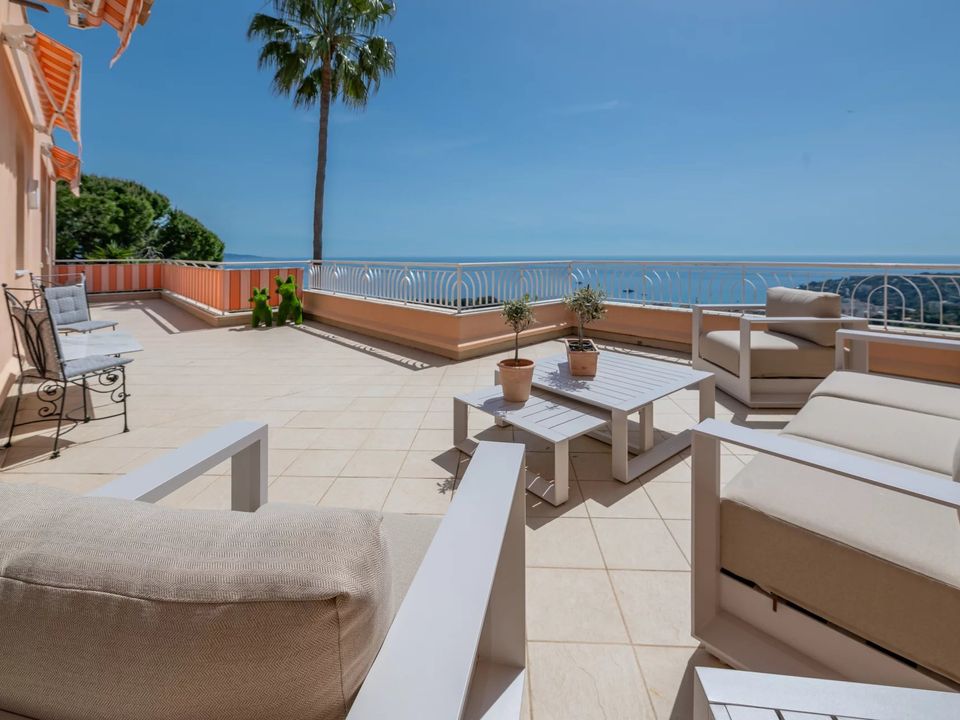 Lejlighed i Roquebrune-Cap-Martin, Alpes-Maritimes - foto 1