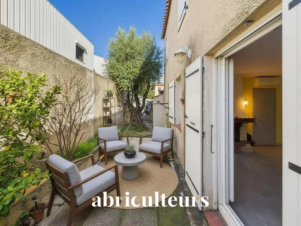 Villa i Marseille, Bouches-du-Rhone - foto 1