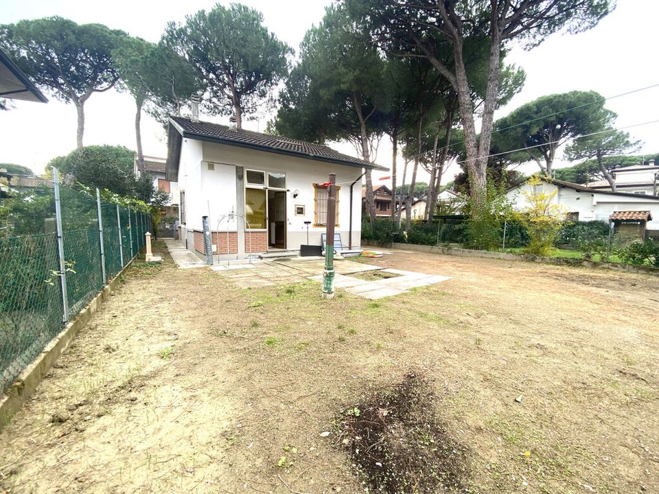 Villa - Cervia, Ravenna - photo 1