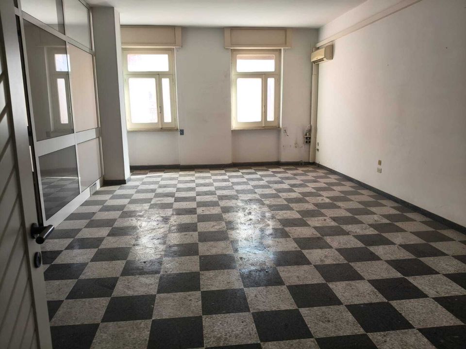 Propriedade comercial em Brindisi, Brindisi - foto 5