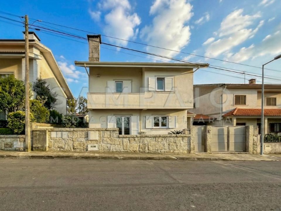 Villa i Gondomar, Porto - foto 1