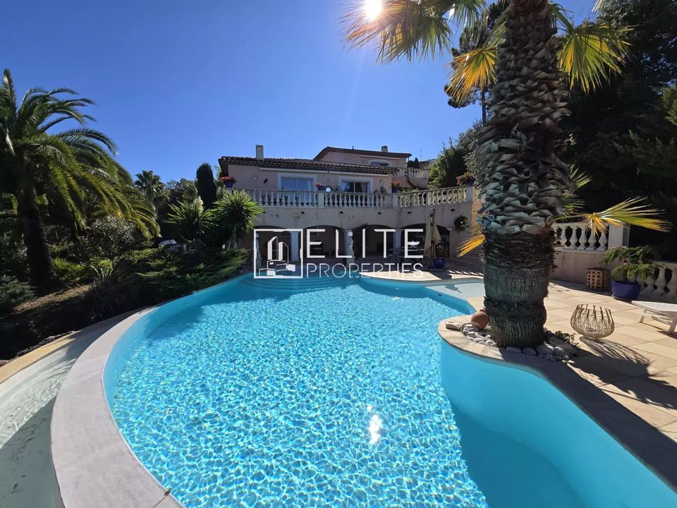 Villa i Les Adrets-de-l'Esterel, Var - foto 1