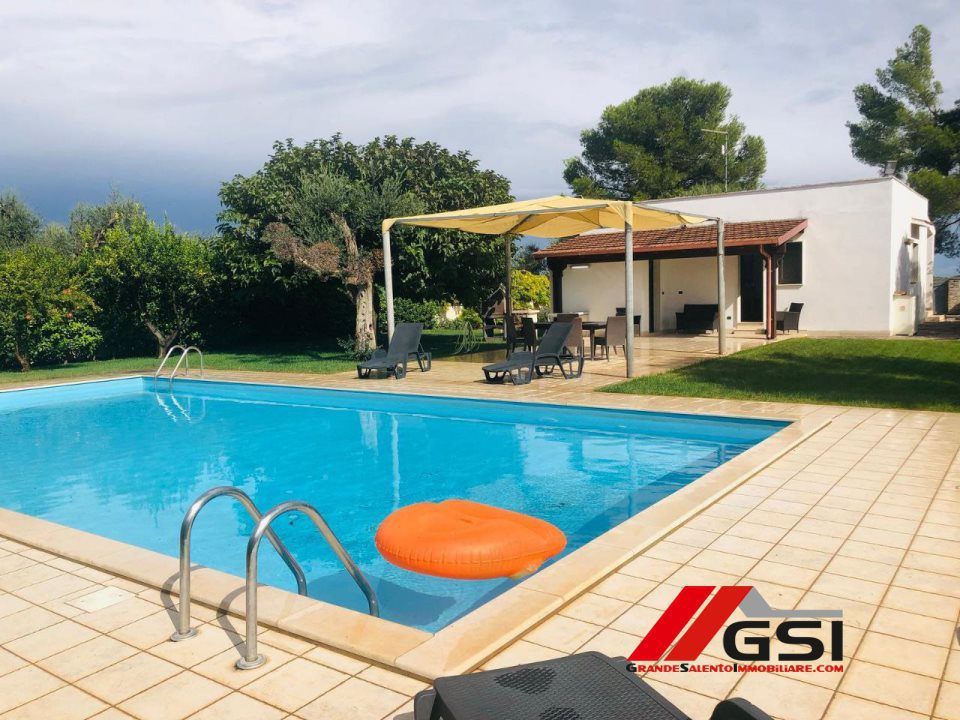 Villa i San Vito dei Normanni, Brindisi - foto 1