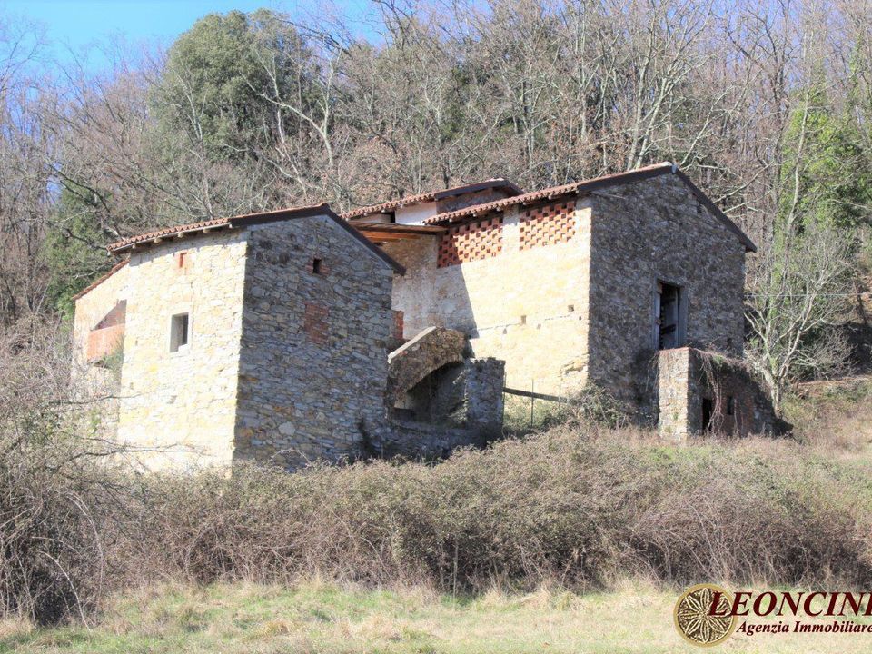 Herregård i Pontremoli, Massa and Carrara - bilde 1