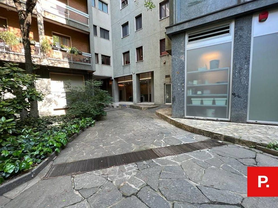 Erhvervsejendom i Milan, Milan - foto 3
