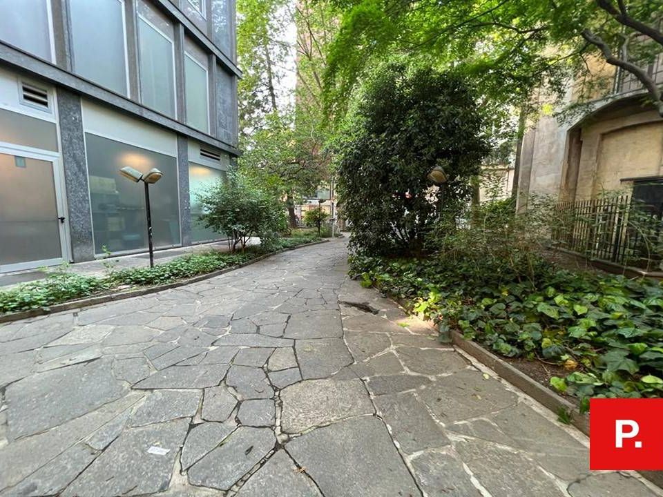 Erhvervsejendom i Milan, Milan - foto 2