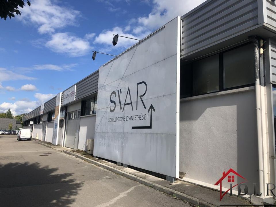 Erhvervsejendom i Besancon, Doubs - foto 1