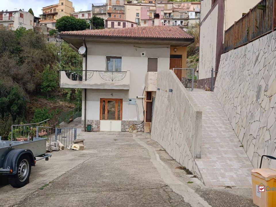 Villa i Ali Terme, Messina - foto 1