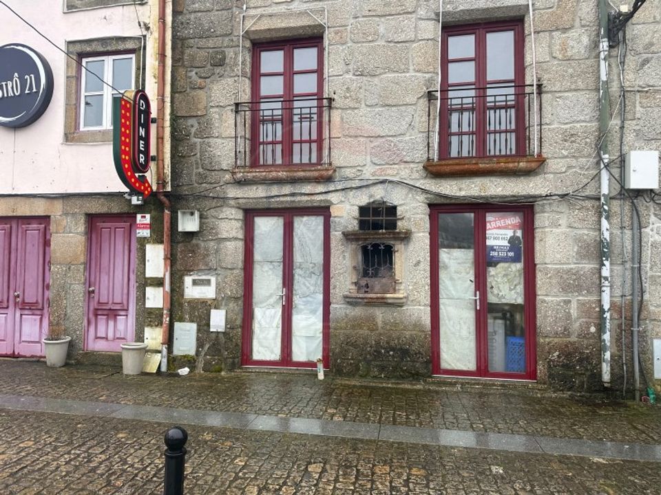 Erhvervsejendom i Ponte da Barca, Viana do Castelo - foto 2