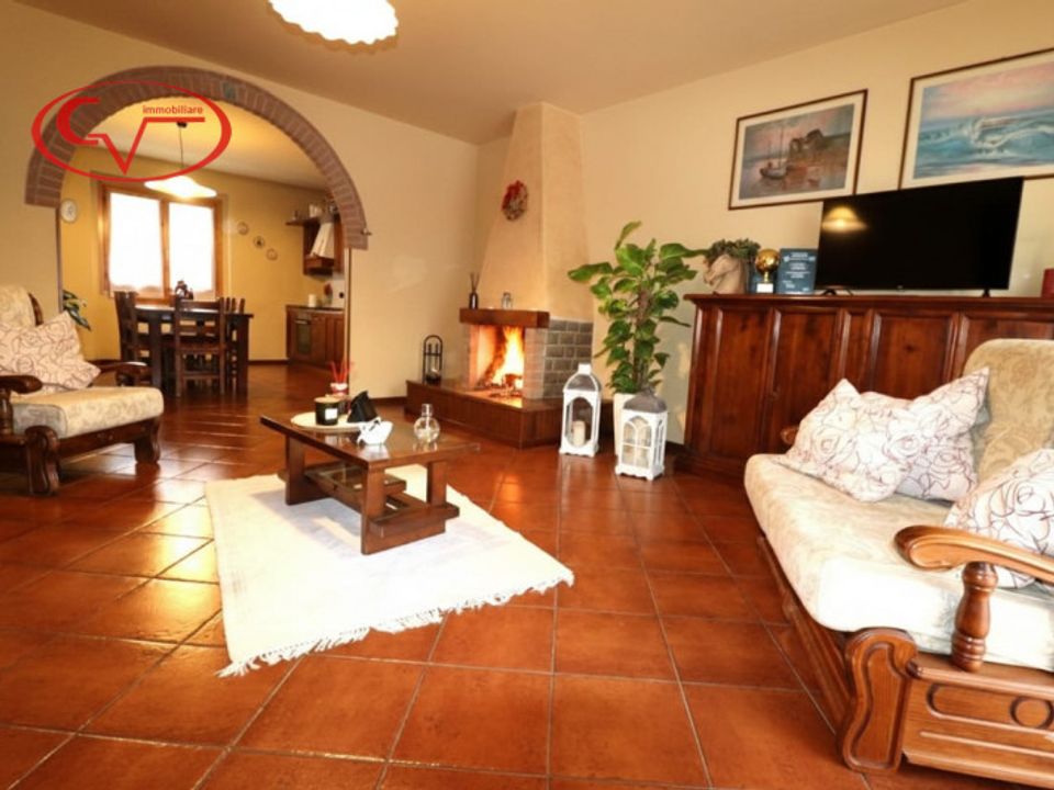 Rekkehus i Montevarchi, Arezzo - bilde 3
