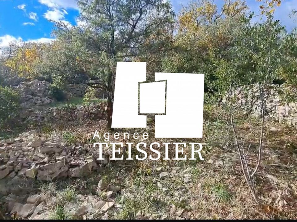 Helårsgrund i Les Vans, Ardeche - foto 1