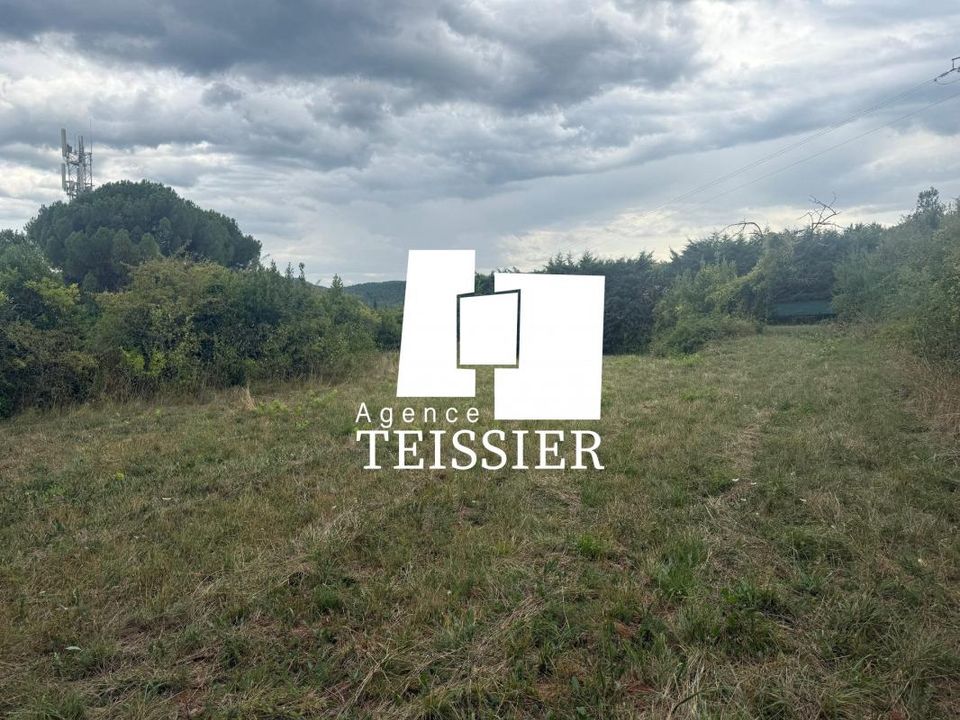 Tomt i Saint-Paul-le-Jeune, Ardeche - bilde 1