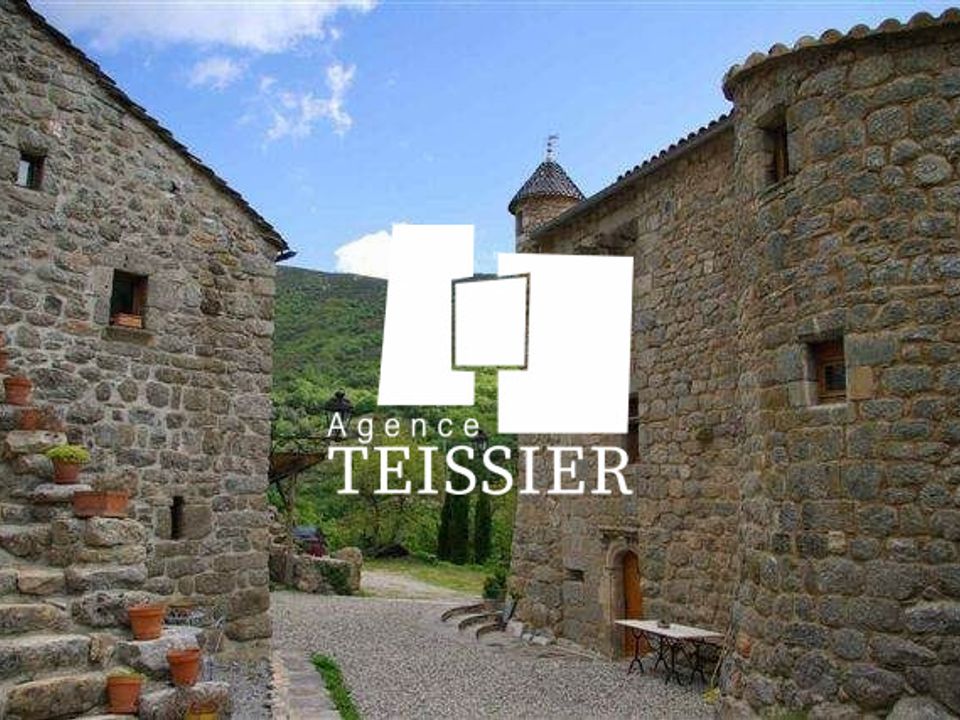 Villa i Malarce-sur-la-Thines, Ardeche - foto 1