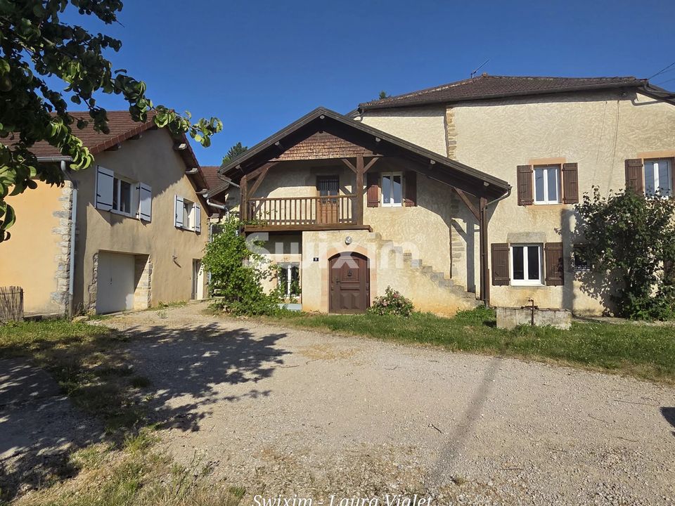 Willa: Buvilly, Jura – zdjęcie 1