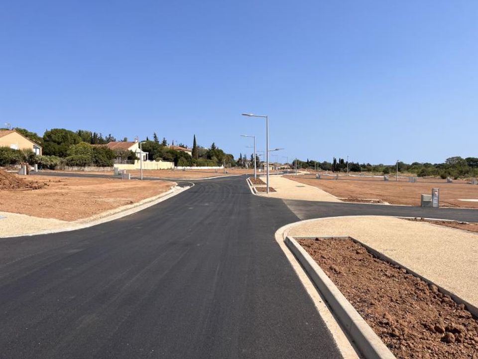 Helårsgrund i Marseillan, Herault - foto 1