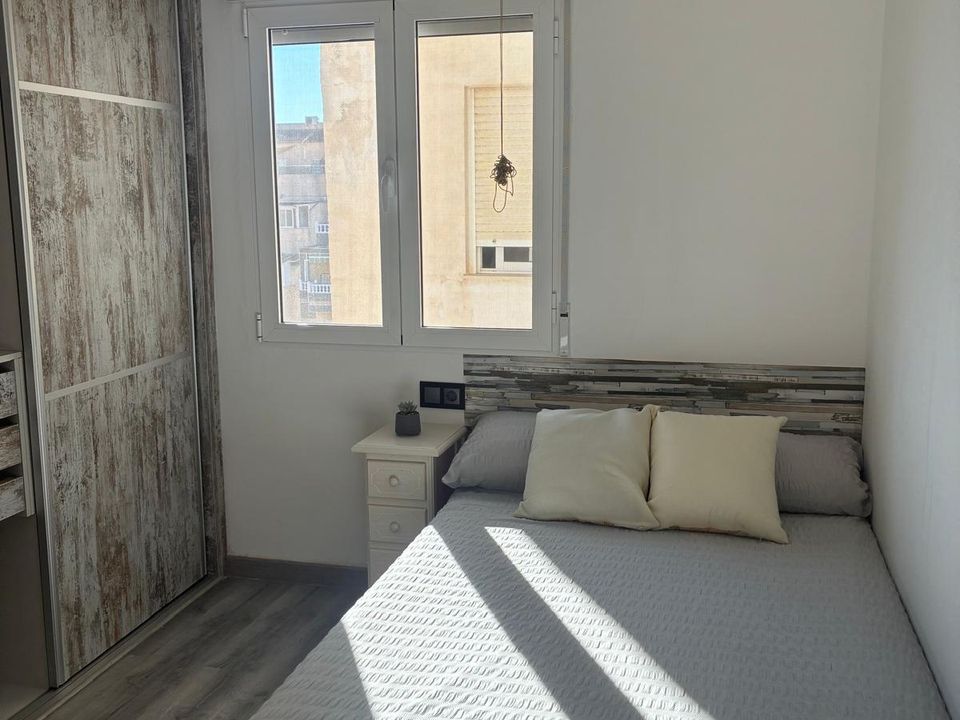 Lejlighed i Torrevieja, Alicante - foto 4