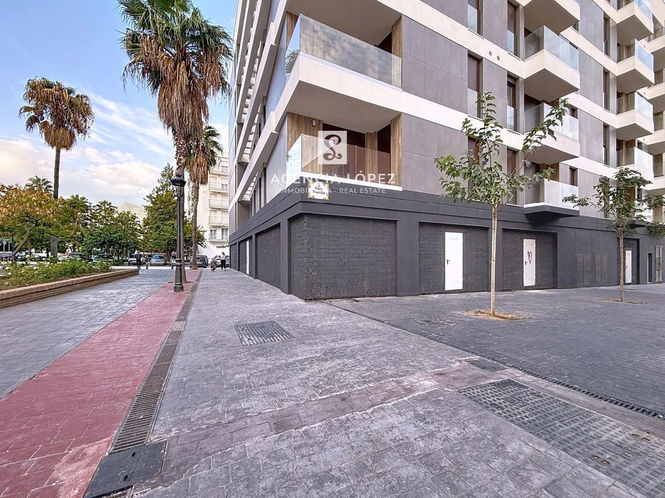 Erhvervsejendom i Estepona, Malaga - foto 1