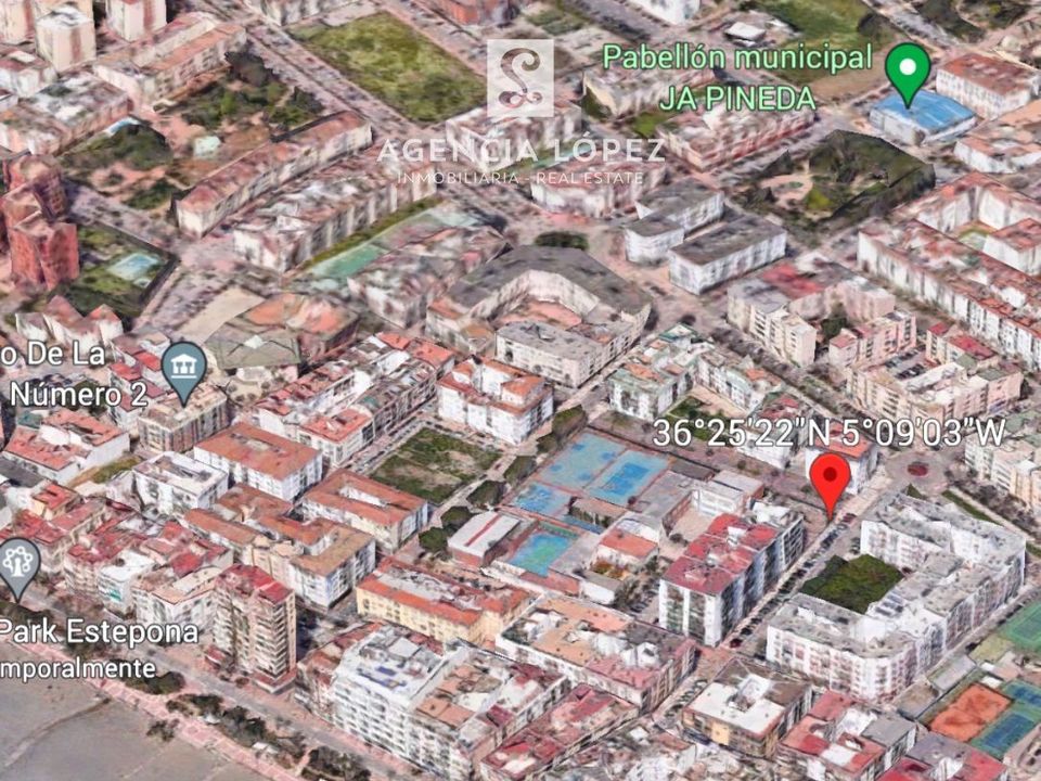 Erhvervsejendom i Estepona, Malaga - foto 3