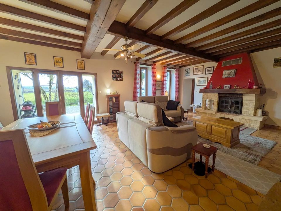 Casa de pueblo en Saint-Ciers-Du-Taillon, Charente-Maritime - foto 5