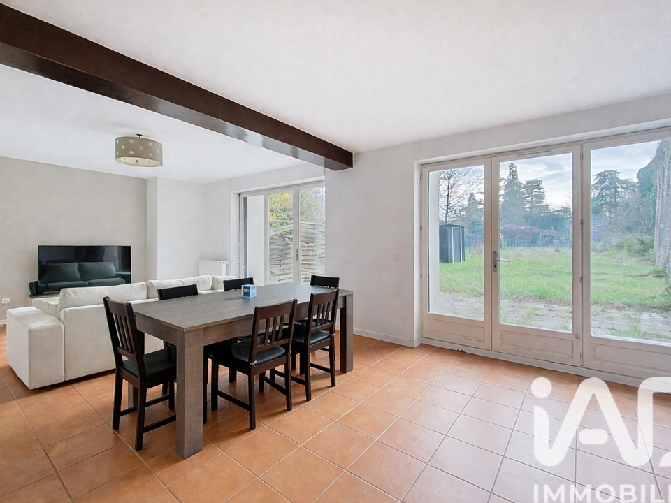 Lejlighed i Irigny, Rhone - foto 1