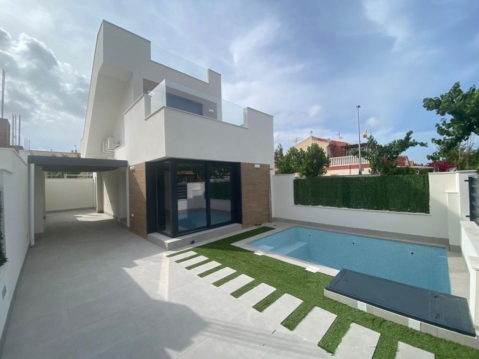 Villa i Los Alcazares, Murcia - bilde 1