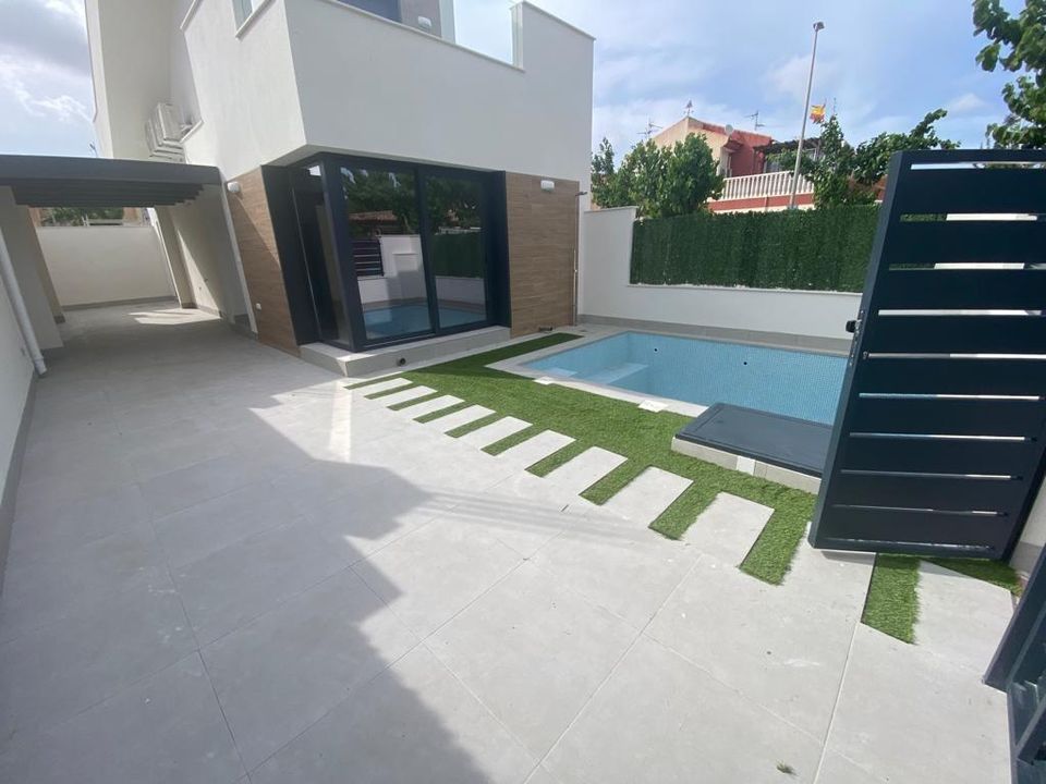 Villa i Los Alcazares, Murcia - bilde 2