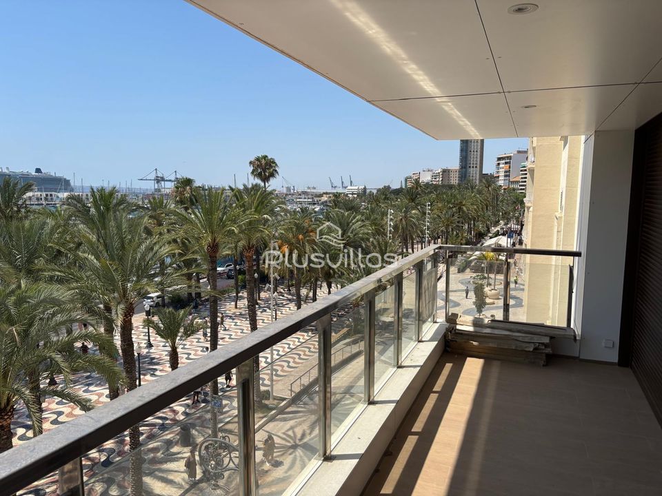 Lejlighed i Alicante, Alicante - foto 1