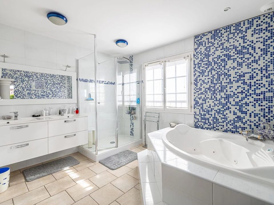 Villa i Mandelieu-la-Napoule, Alpes-Maritimes - foto 2