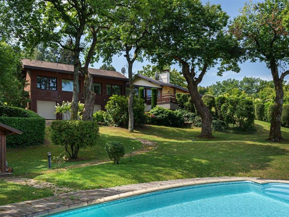 Villa i Neuvecelle, Haute-Savoie - foto 1