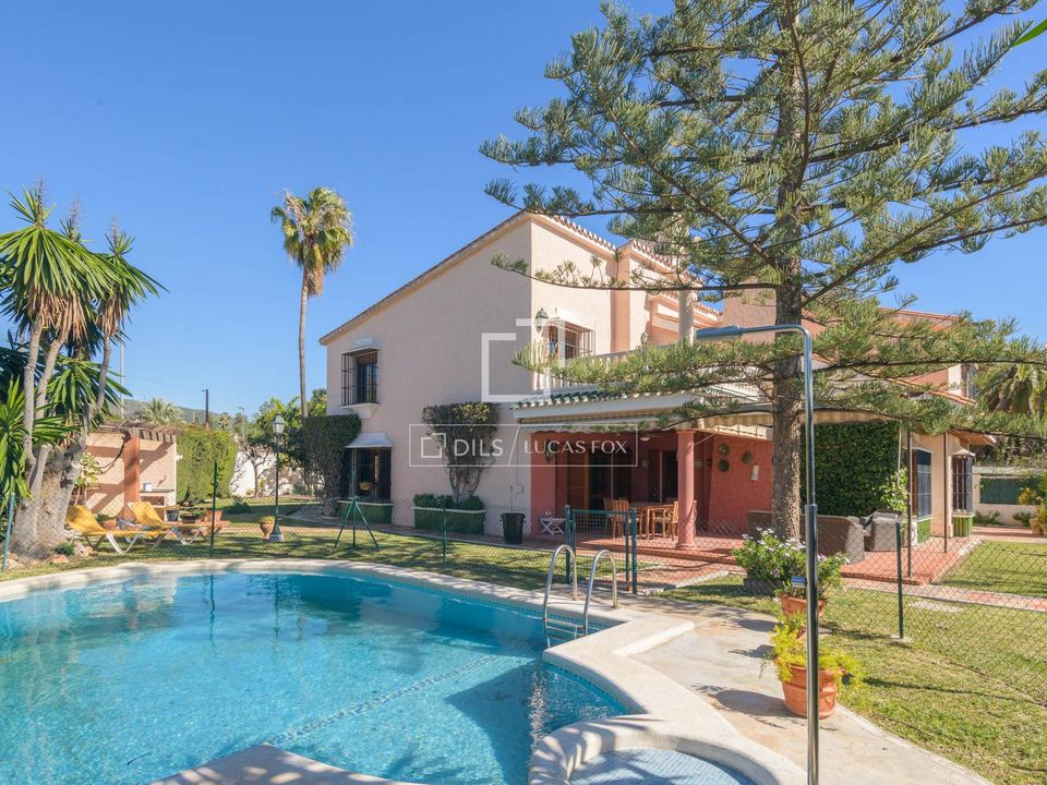 Villa i Malaga city, Malaga - foto 1