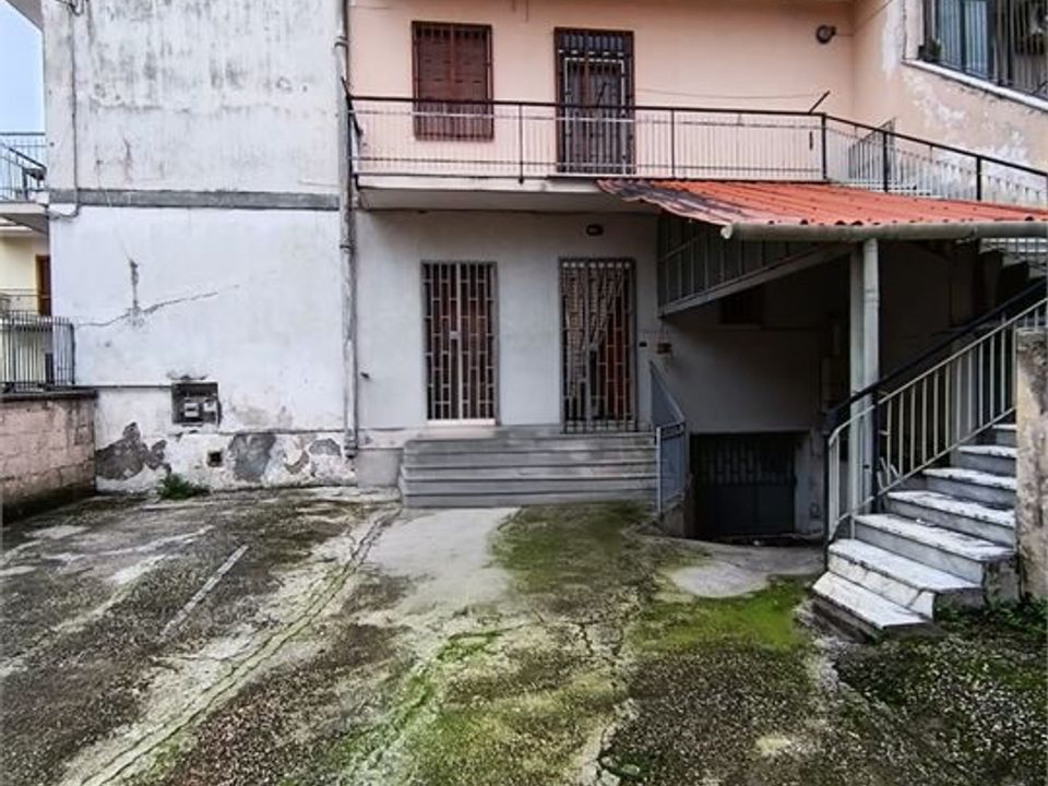 Erhvervsejendom i Succivo, Caserta - foto 1
