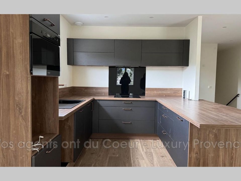 Villa i La Bouilladisse, Bouches-du-Rhone - foto 3