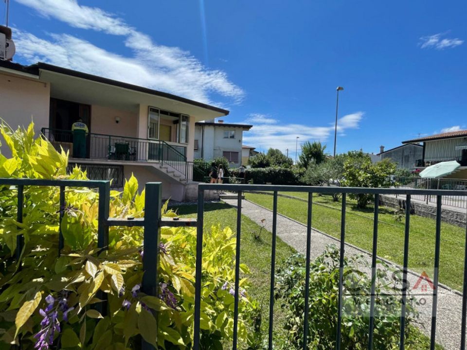 Villa i Maniago, Pordenone - foto 1