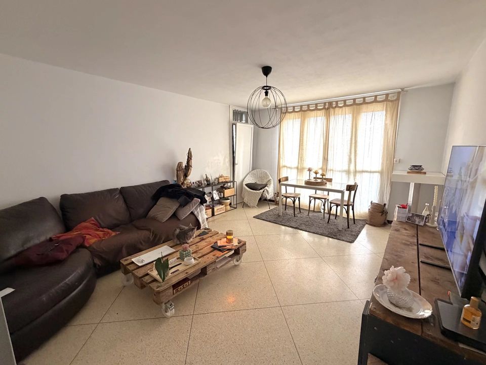 Lejlighed i Marignane, Bouches-du-Rhone - foto 1