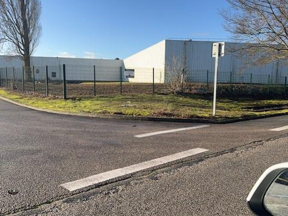 Erhvervsejendom i Evreux, Eure - foto 1