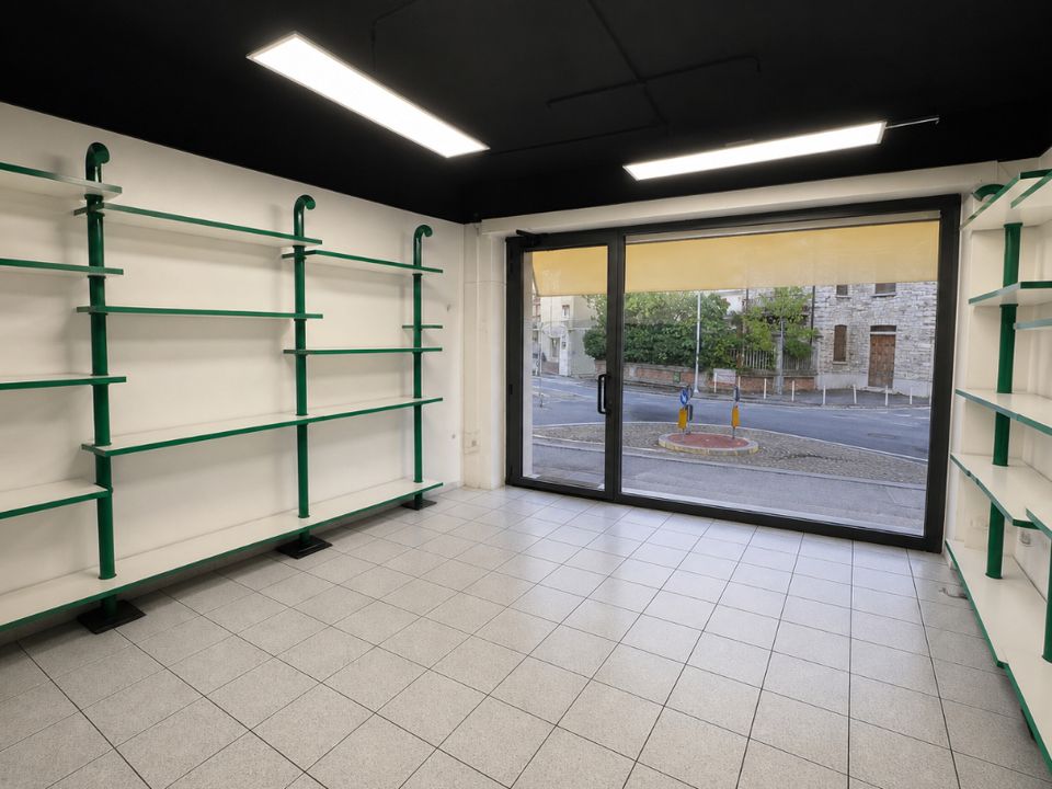 Erhvervsejendom i Brescia, Brescia - foto 3