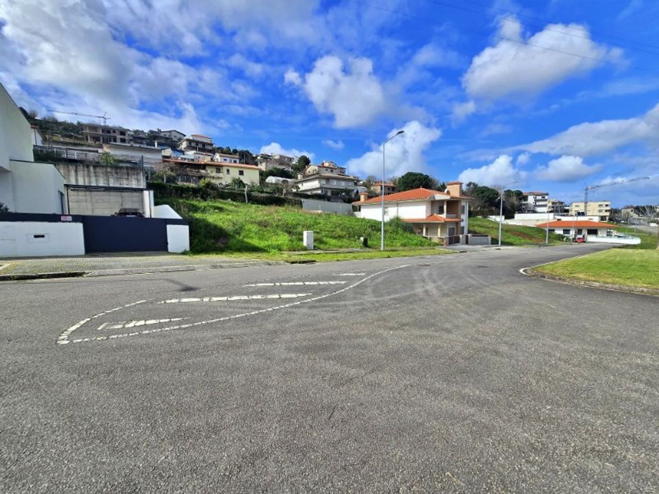 Grond in Alvarelhos e Guidoes, Porto - foto 2