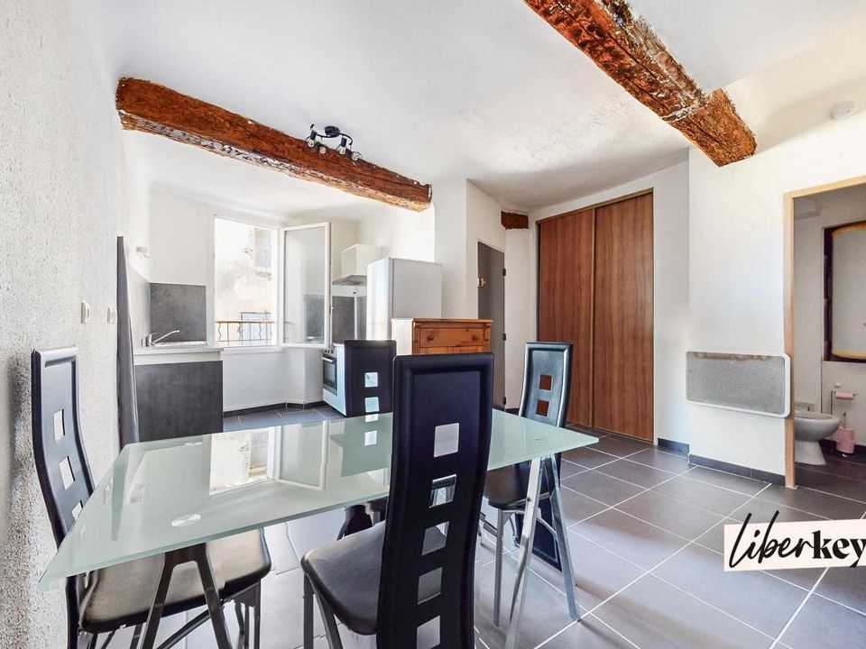 Lejlighed i Saint-Maximin-la-Sainte-Baume, Var - foto 1