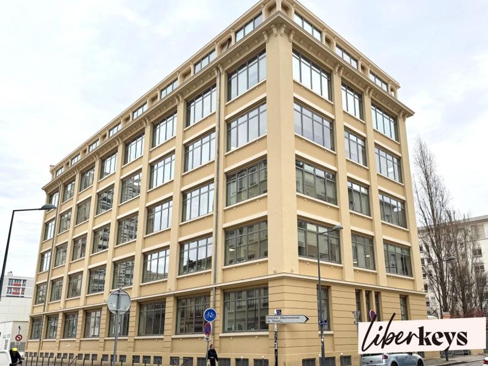 Erhvervsejendom i Villeurbanne, Rhone - foto 1