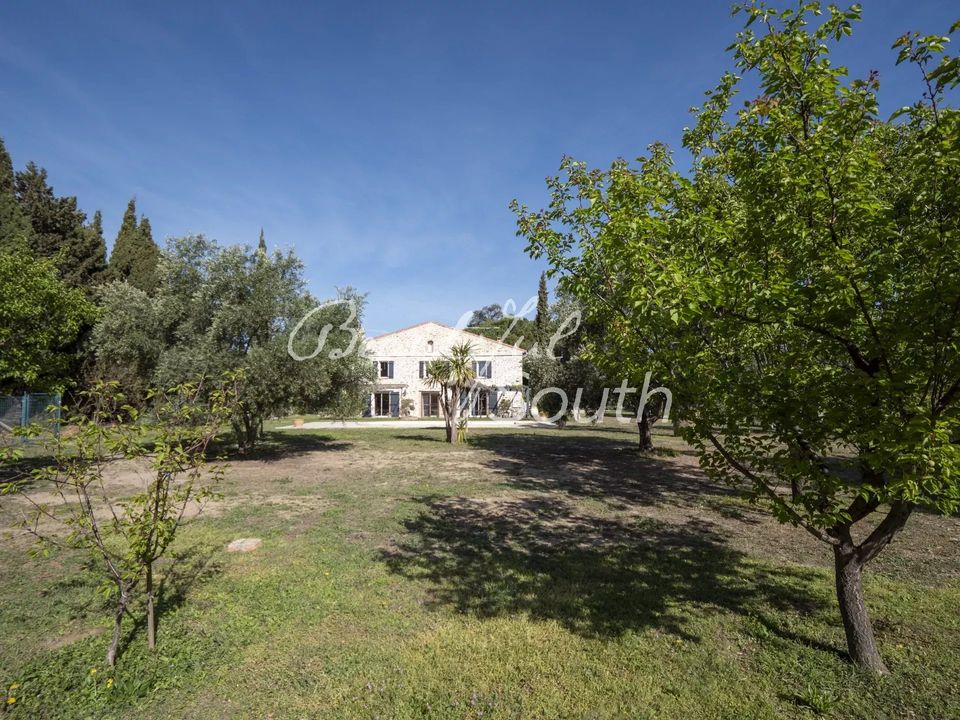 Villa i Perpignan, Pyrenees-Orientales - foto 1