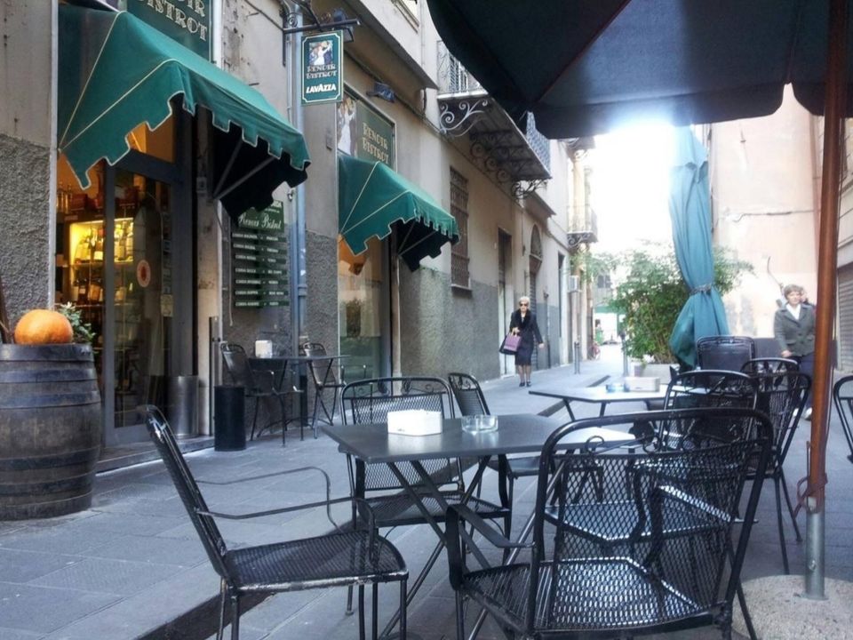 L'establiment comercial a Genoa, Genoa - foto 3